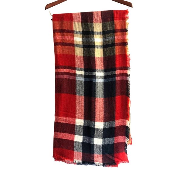 TIMELESS RED PLAID PICNIC STYLE SCARF BLANKET - Picture 1 of 1